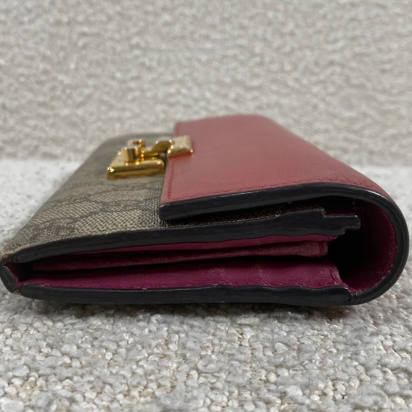 Pre-Owned GUCCI GG Supreme Monogram Moon Calfskin Padlock Continental Wallet - Picture 9 of 16